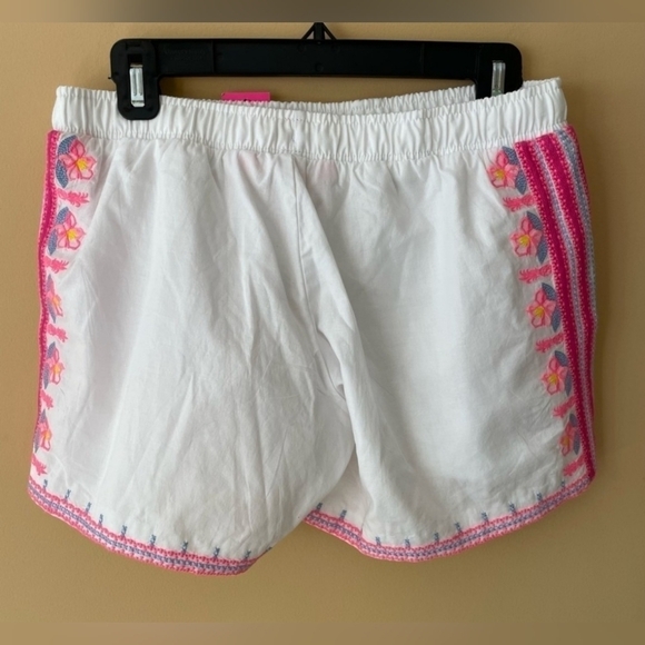 LILLY PULITZER KATIA FLOWER EMBROIDERED SHORT IN RESORT WHITE SIZE XS - Picture 3 of 14